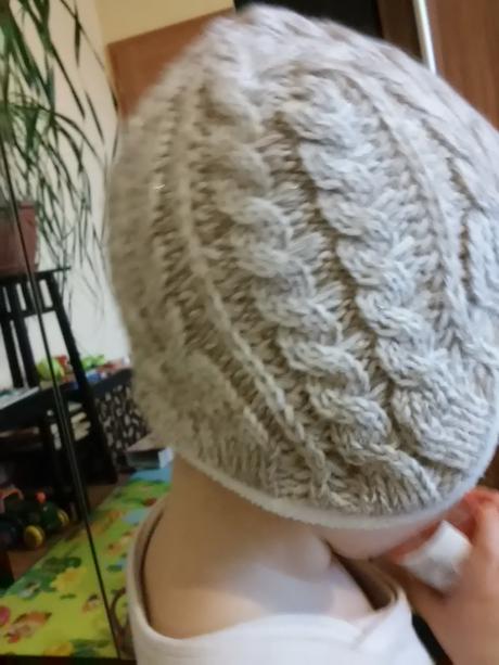 Tepla pletena podsita ciapka, f&f,74