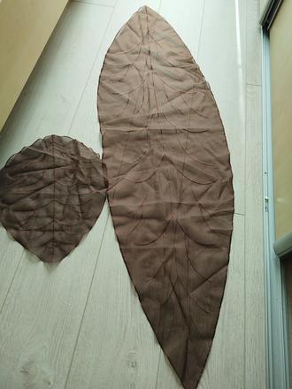 Obrus behun tvar listu, 