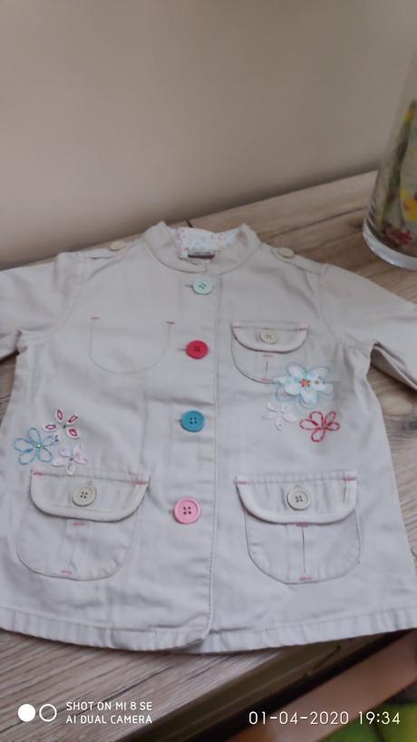 Bundička s krásnymi vysivkami, cherokee,98