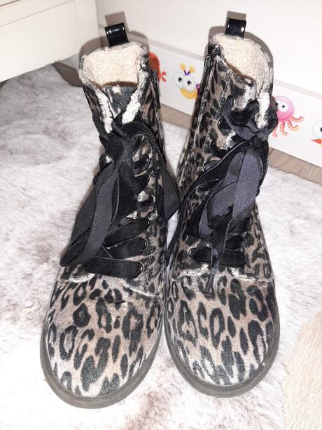 Sametové prechodné topánky next, next,34