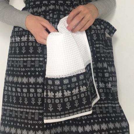 Bavlnená čiernobiela utierka čičmany, 