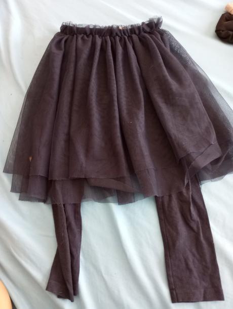 Legíny so suknickou, 116