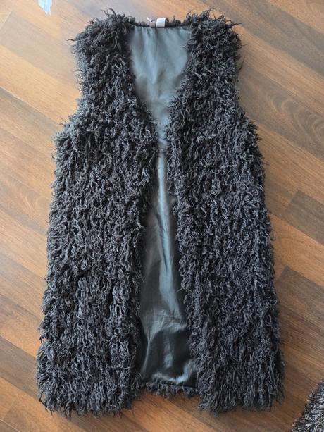 Chlpata dlha vesta, h&m,40