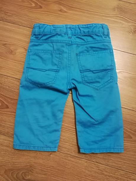 Skvele šortky, esprit,104