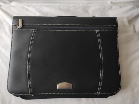 Pansky pracovny kufrik, 