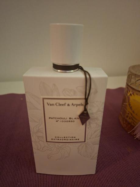 Van cleef & arpels patchuli blanc, 