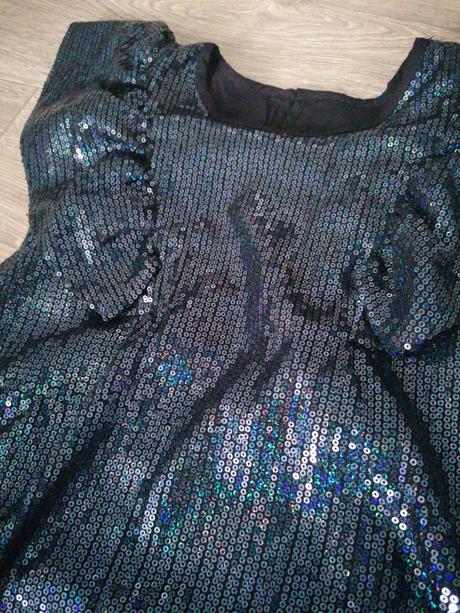 Spoločenské šaty s fliprami, reserved,116