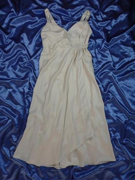 Luxusné spoločenské šaty, 40