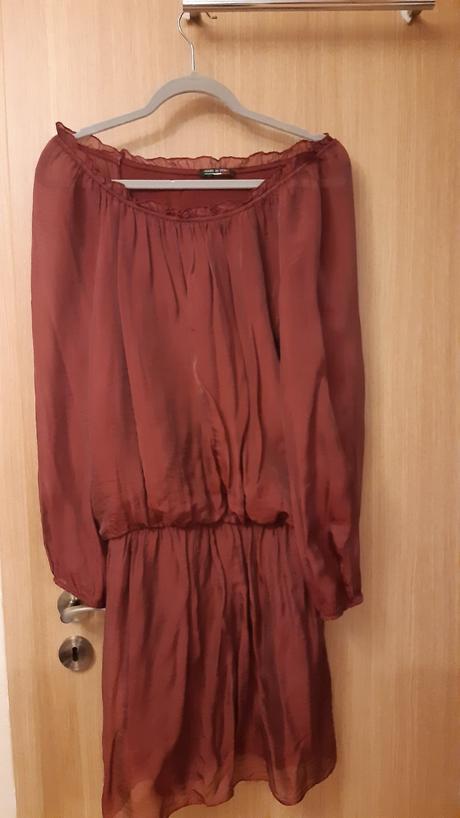 Talianske hodvábne šaty, 38