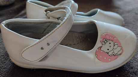 Hello kitty sandálky, 25