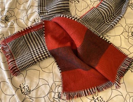 Elegantný mäkký obojstranný šál uni, 