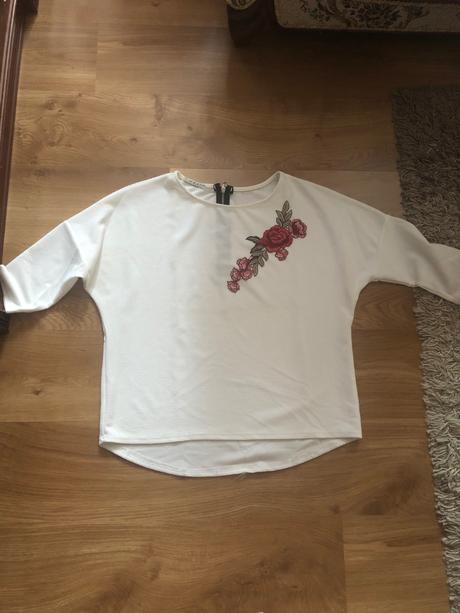 Vyšívané tricko, 42