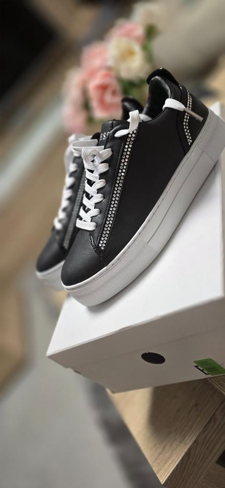 Guess tenisky, guess,37