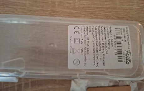 Žehlička/ kulma na vlasy ministyle frilla,náušnice,