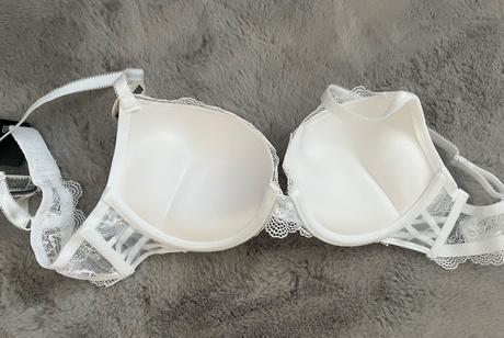Podprsenka biela s visačkou, new yorker,75c