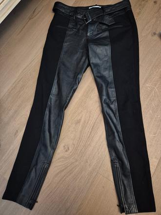 Kožené nohavice, 40