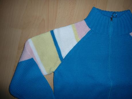 Bledomodry sveter, m