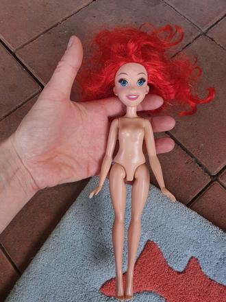Princezná ariela barbie,