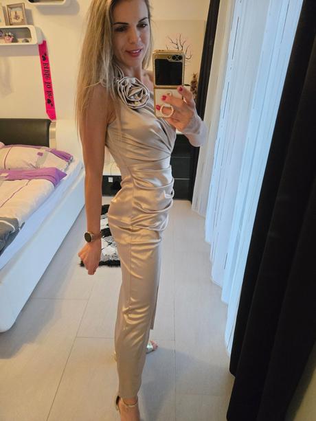 Spoločenské šaty v.m, m