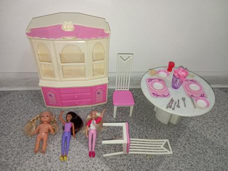 Barbie kuchynka stôl, stoličky, riadiky, 