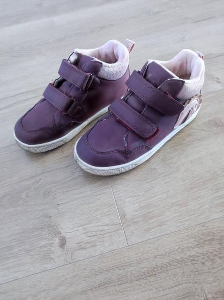 Dievčenské tenisky, 29