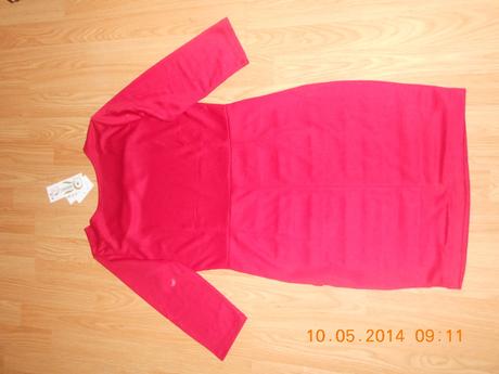 Nenosené šaty xl-42, xl