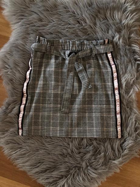 Sukňa, dopodopo,146