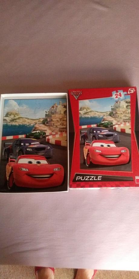 Puzzle mc queen aj s poštou, 