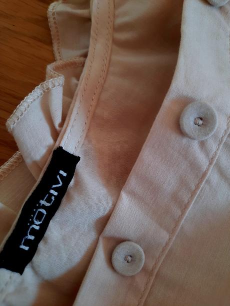 Blúzka s mini volánikmi, m