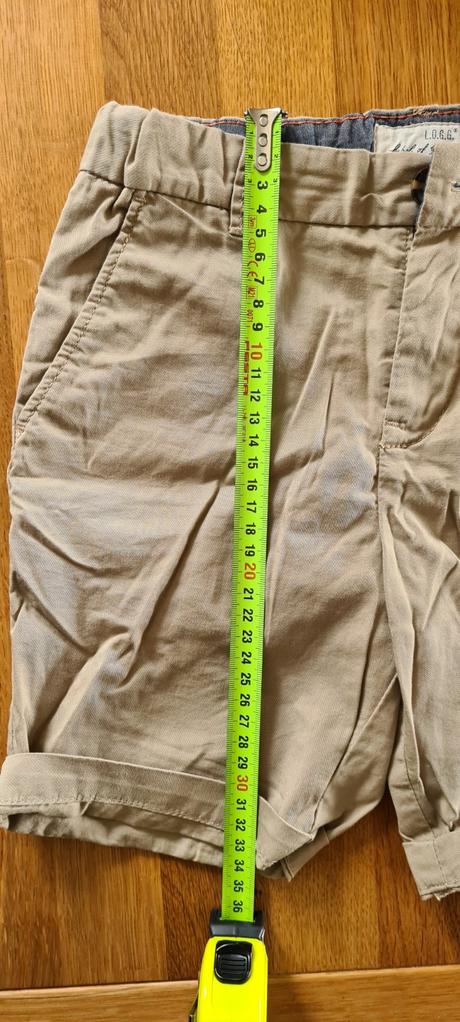 Krasne elegantné kratasy, h&m,122