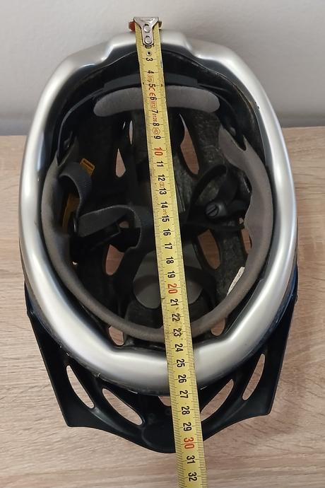 Prilba pre chlapca - už len modrá, 