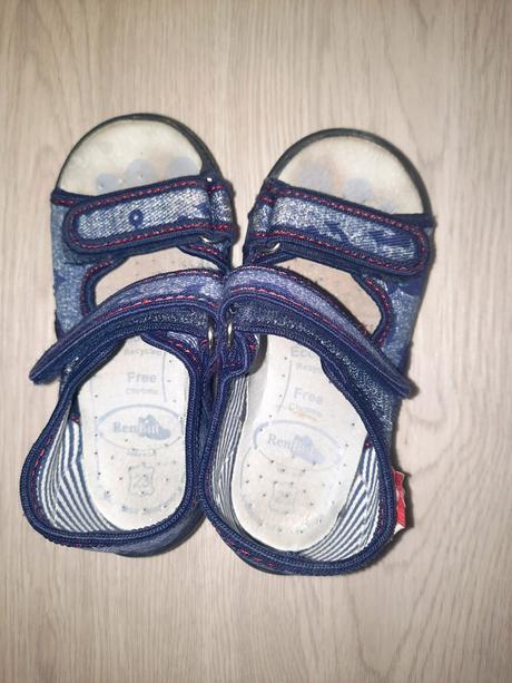 Papučky ren but (vd 14 cm), ren but,23
