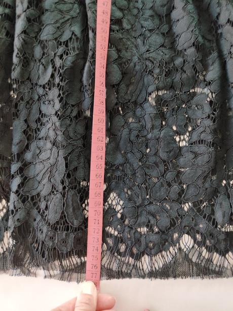 Čipkovaná sukňa, s