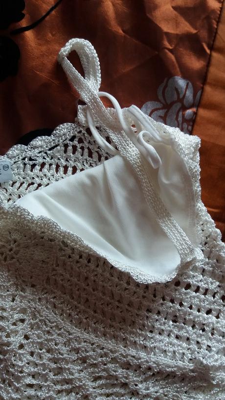 Letny sexy top hačkovaný, clockhouse,m