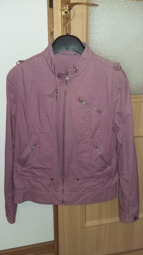 Bundička tenká, 36