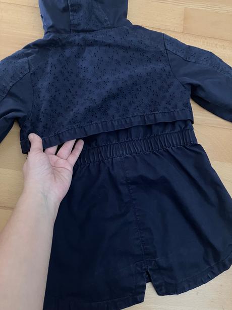 Prehodný kabát, 110