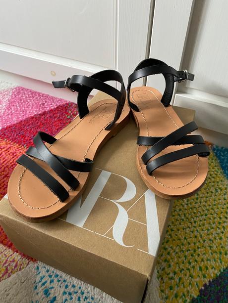 Zara kozene sandalky, zara,31