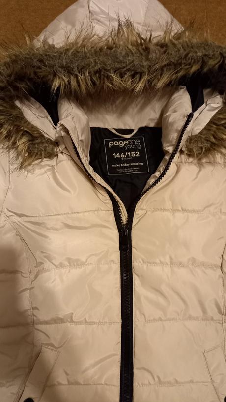 Dievčenská zimná vetrovka, 152