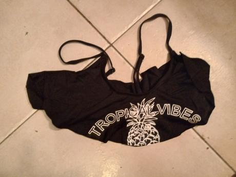 Podprsenka aj na opalovanie, s