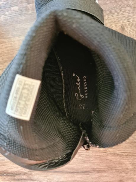 Tenisky, reserved,33