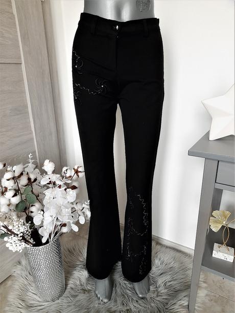 Vyšívané nohavice-s, s