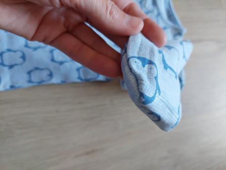 Pyzamko-overal so zimnym motivom 6-9 mes., f&f,74