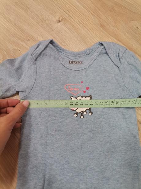 2 x dievčenské body, lupilu,80