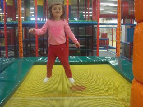 Ruzovy pulovrik so srdieckom, h&m,116