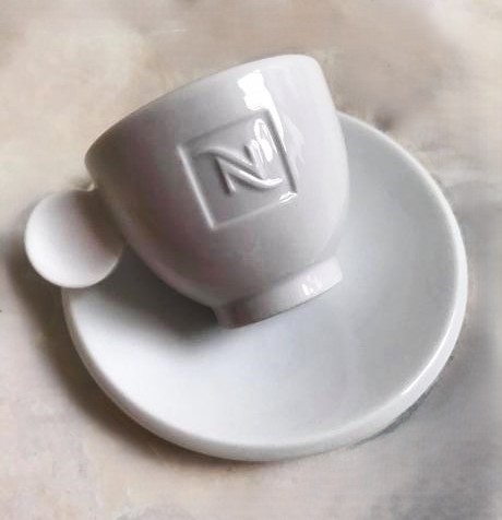 Porcel. šálka nespresso,