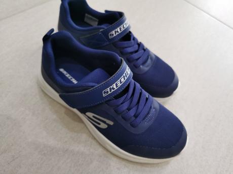 Predam tenisky, skechers,35