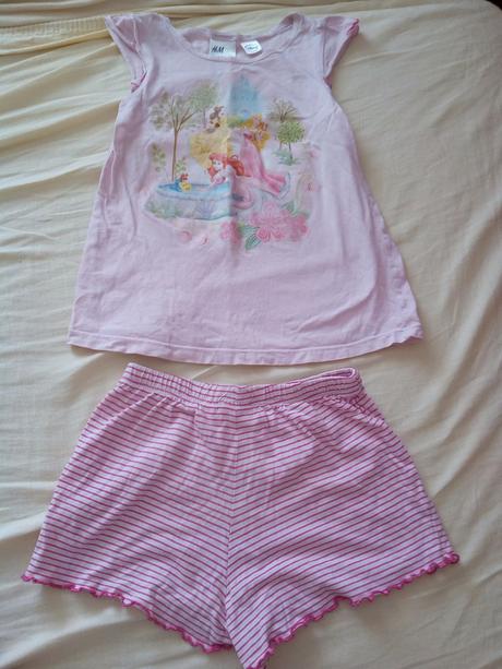 Letné pyžamko disney princess, h&m,110
