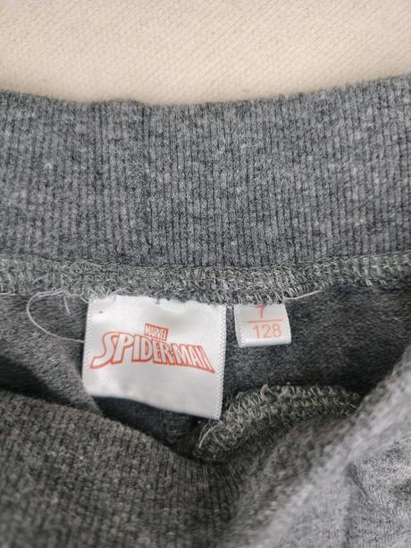 Spiderman tepláky, 128