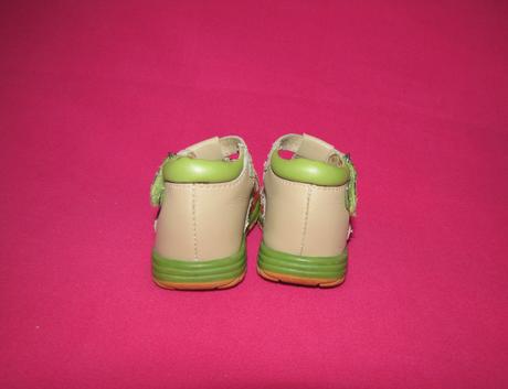 Sandálky s rybkou, peddy,20