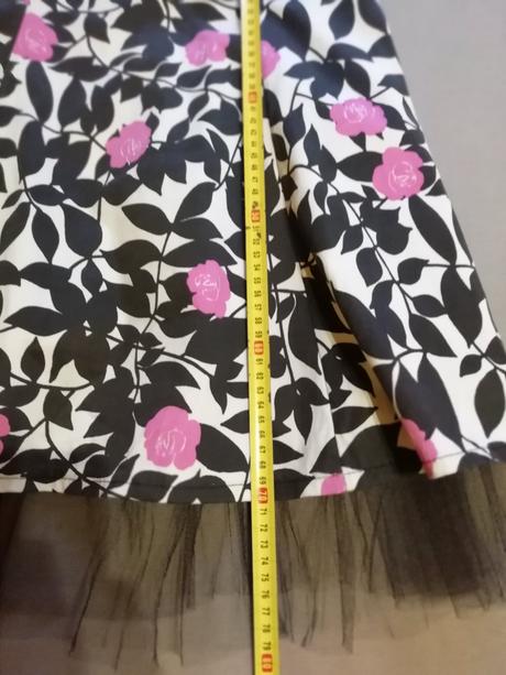 Prílezitostné saty, s